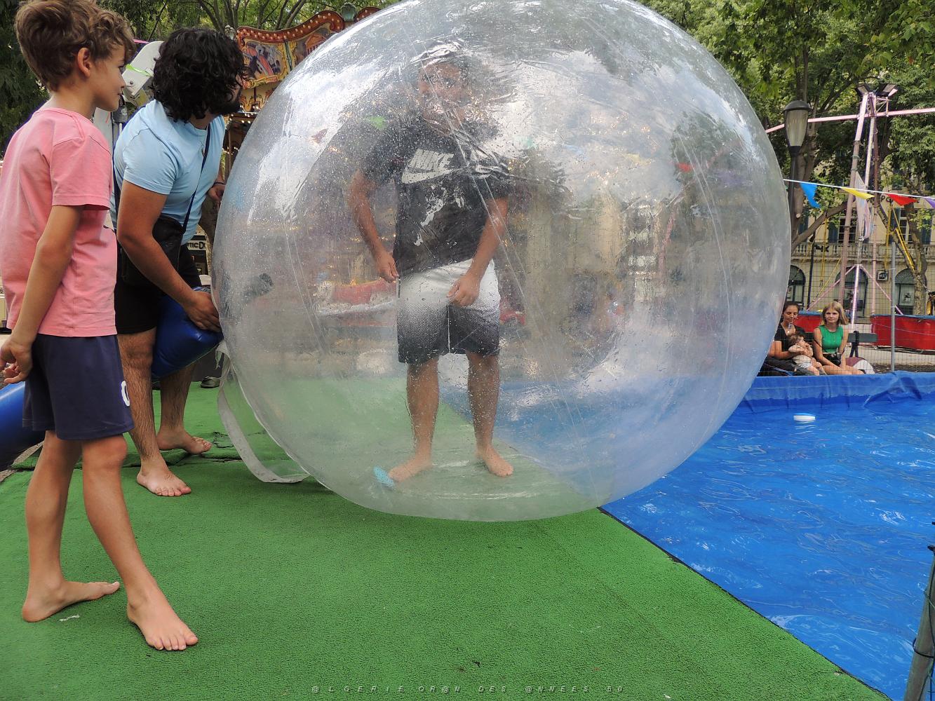 2022 07 UN AIR DE VACANCES LE 22 NIMES (38).JPG -           
